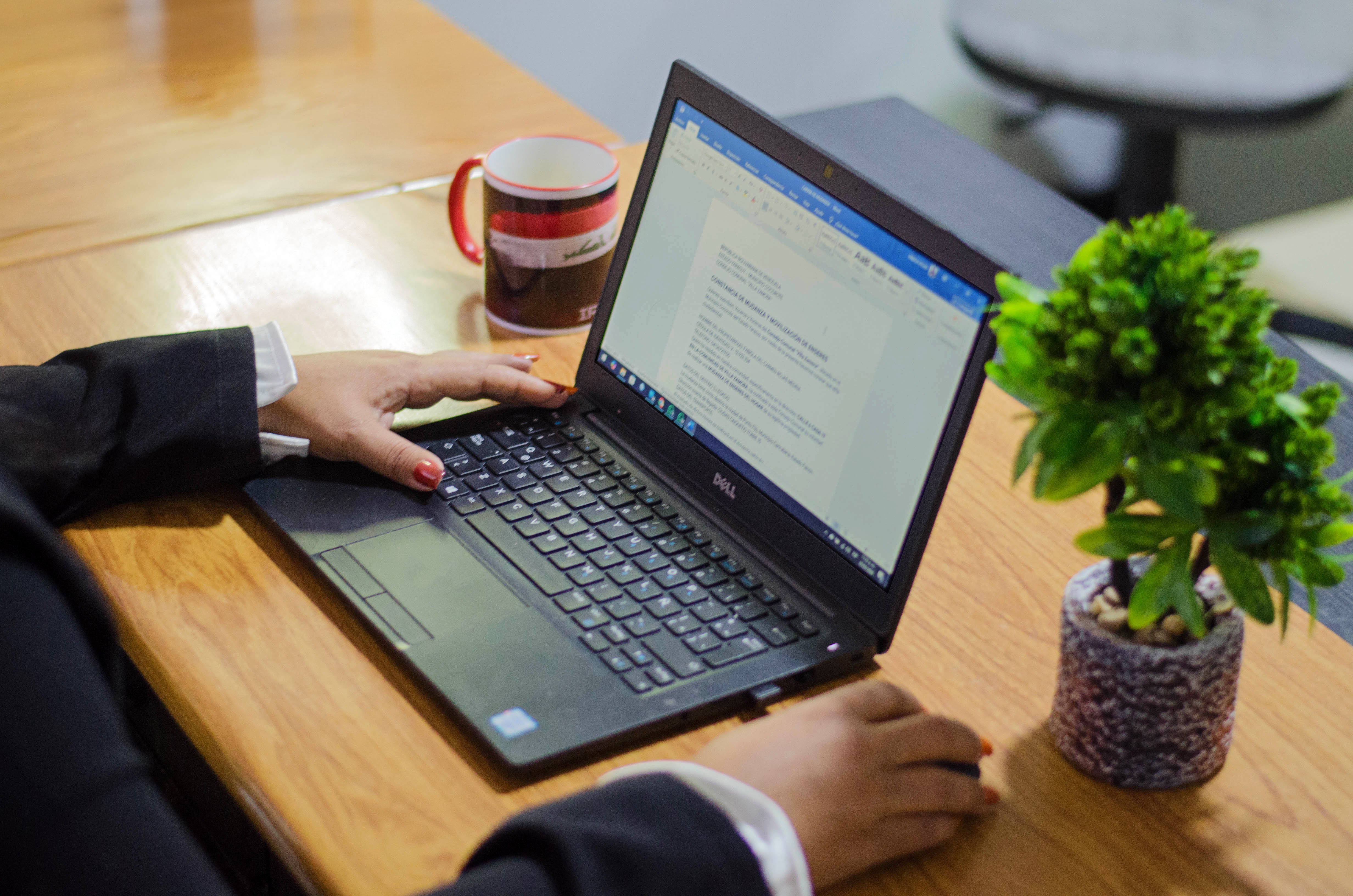 Análisis de documentos financieros complejos